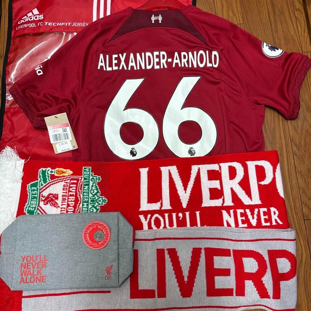 リヴァプール アーノルド ユニフォーム カバー＋ハンガー＋マフラータオル リヴァプール アーノルド ユニフォーム カバー＋ハンガー＋